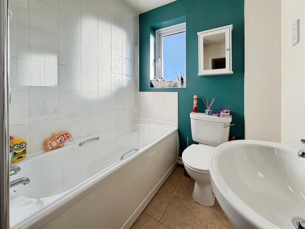 6e30f609--4B4F-9429-A0A5CF6CFD89-66107-00001A95BBA