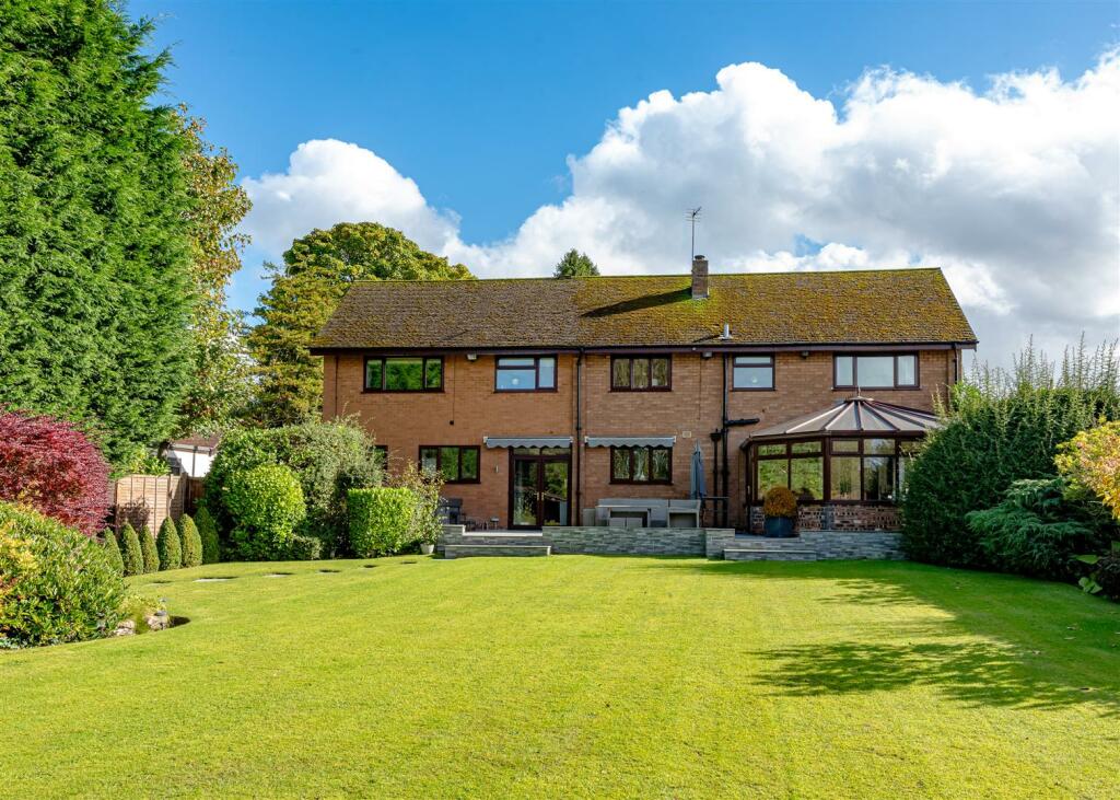 Summer Leys-external9.jpg