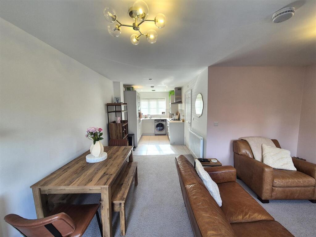 Living/Dining Room