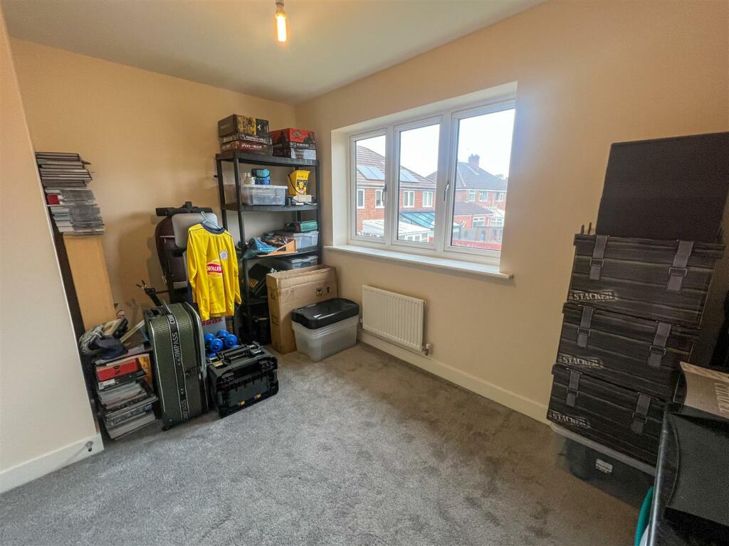 Bedroom 2B.JPG