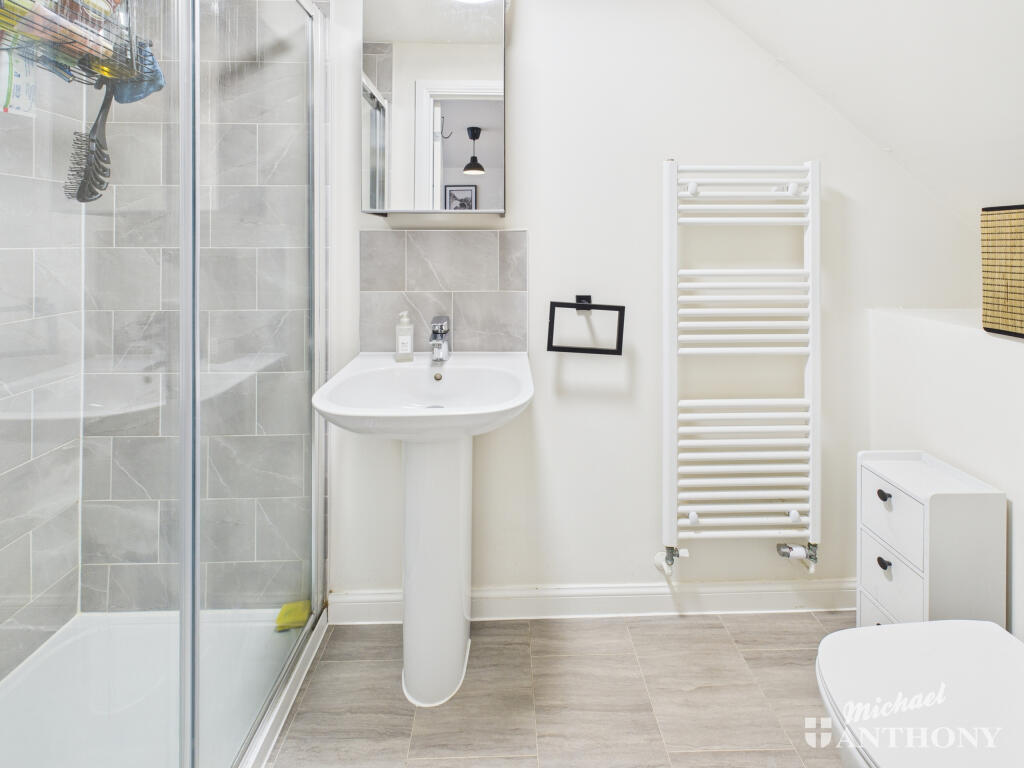 CAM03852G0-PR0479-STILL013