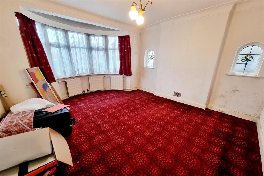 FRONT RECEPTION ROOM: