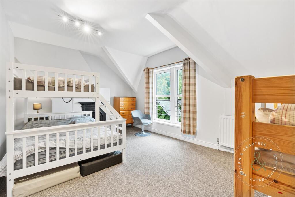 Hern Crabtree-686.jpg