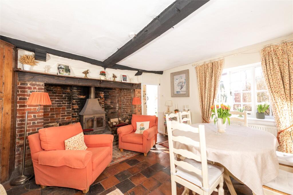 Breakfast Room