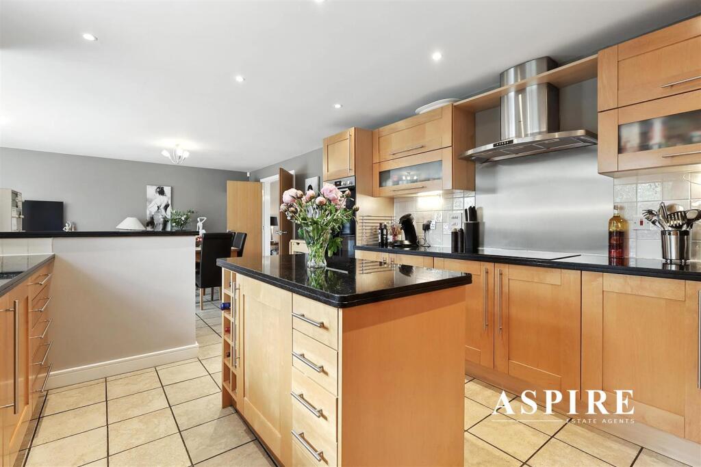 Aspire Estate Agents4.jpg