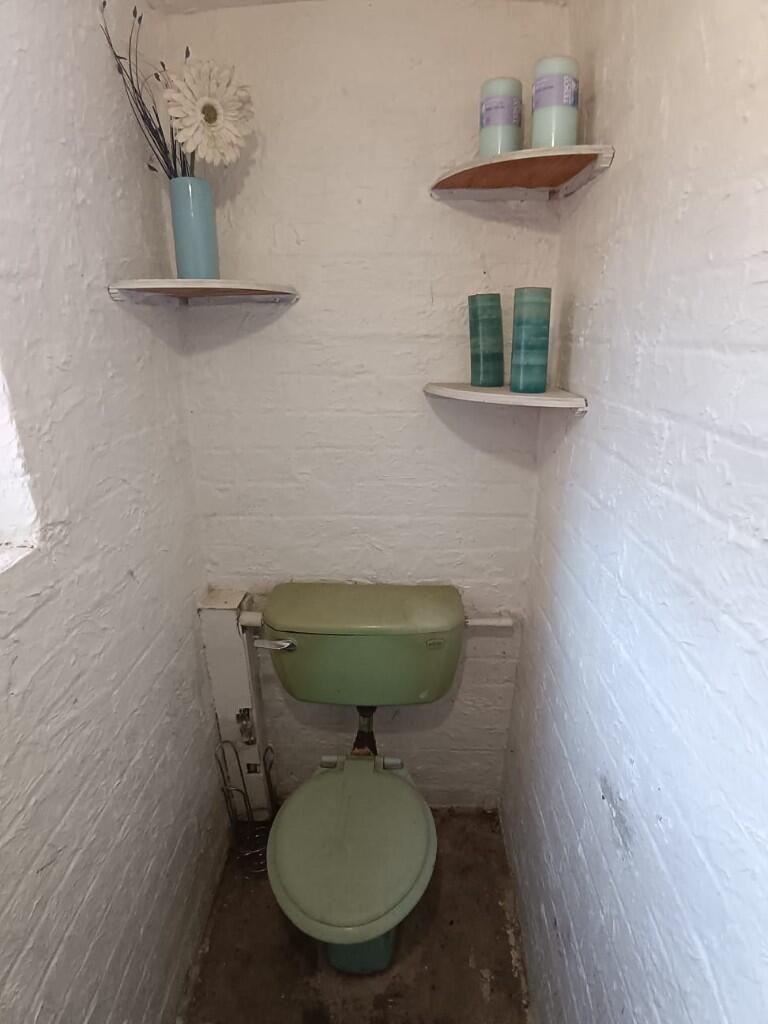 Ground Floor W.C.