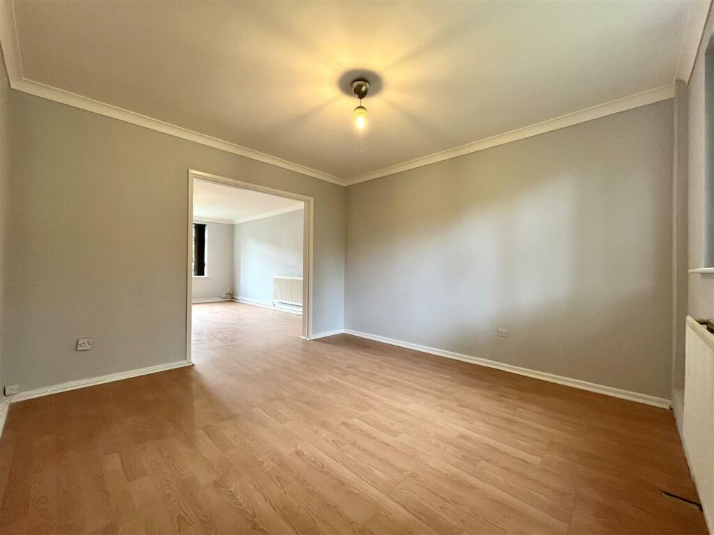 Dining Area Aspect 3