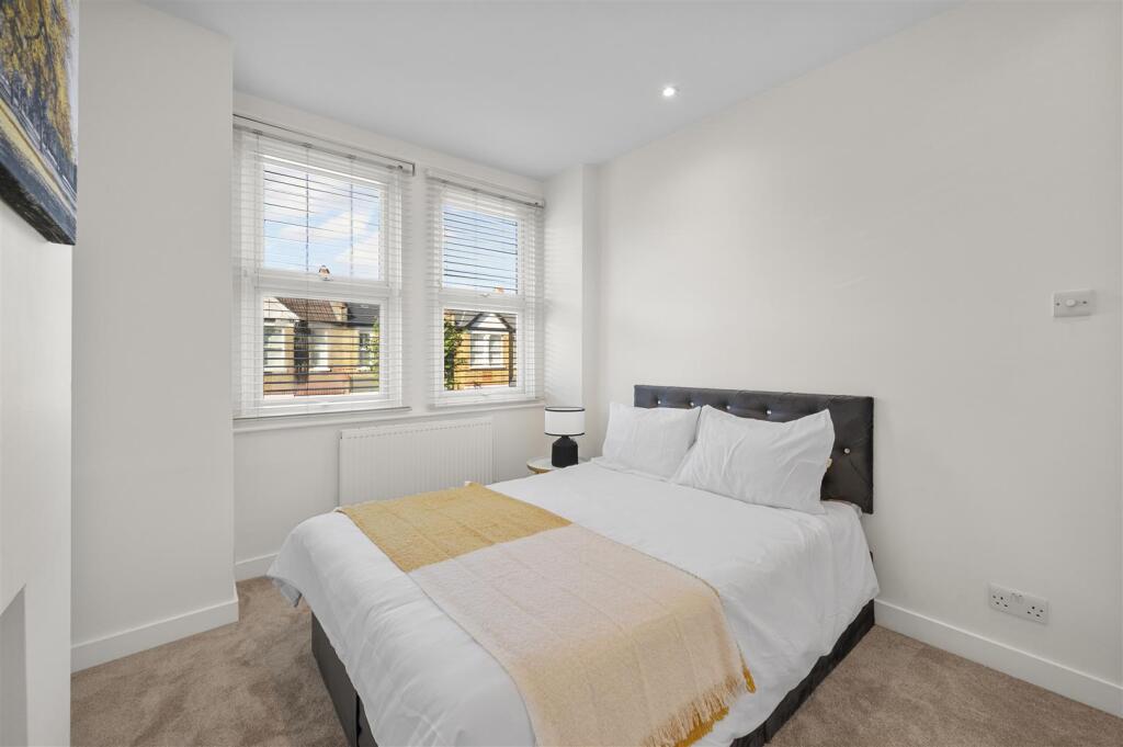 39 ASTON ROAD,17.jpg