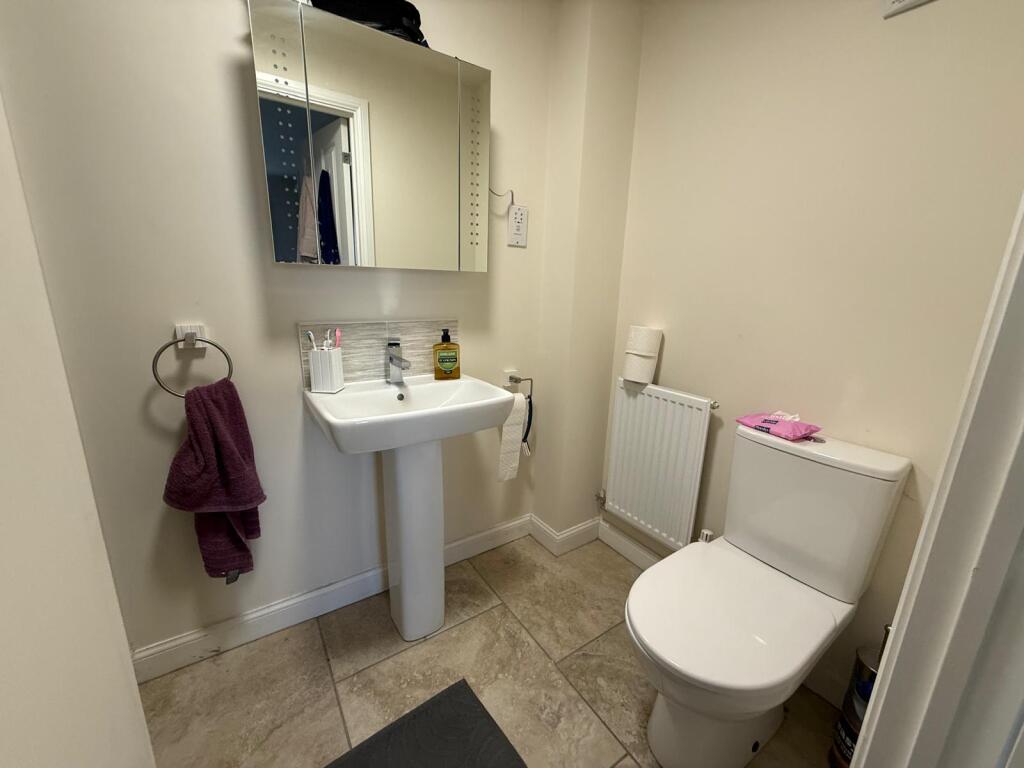 En-suite Bathroom