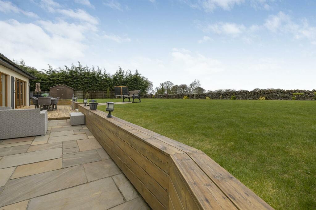 106-web-or-mls-4 Waterfall Meadows_80.jpg