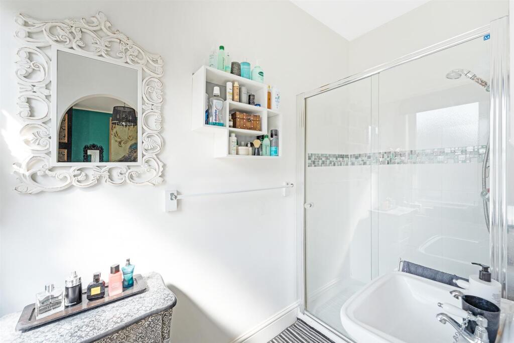 En-suite.jpg