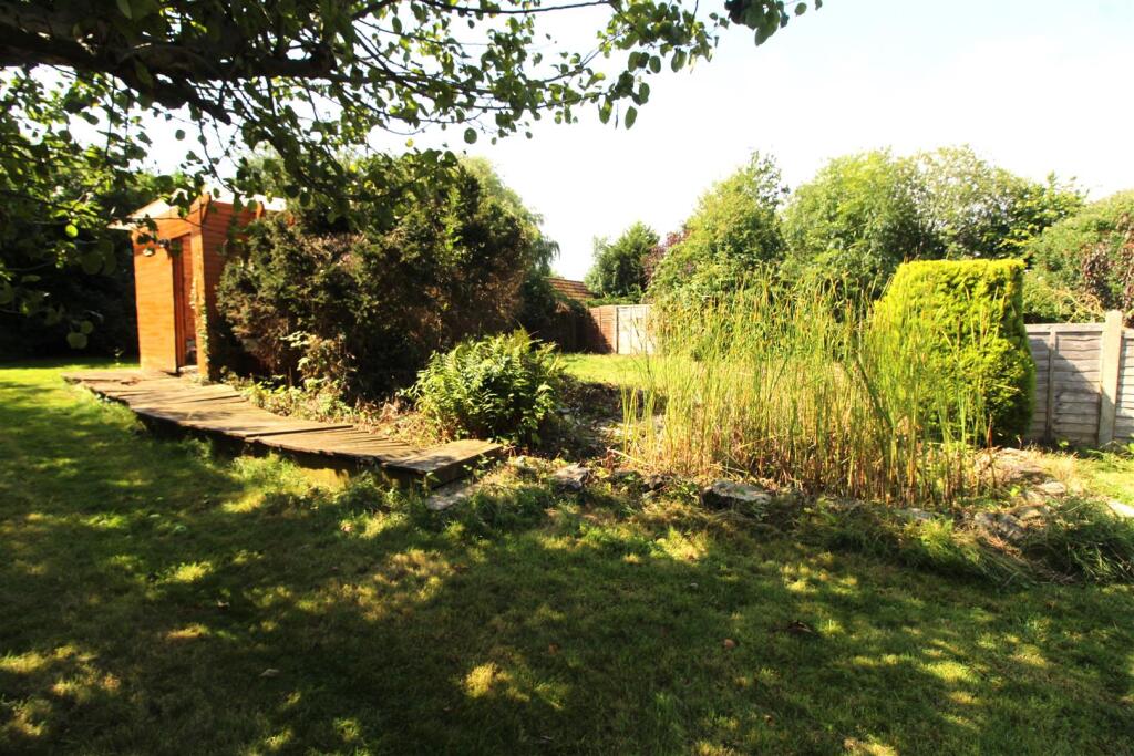 Additional section of garden.JPG