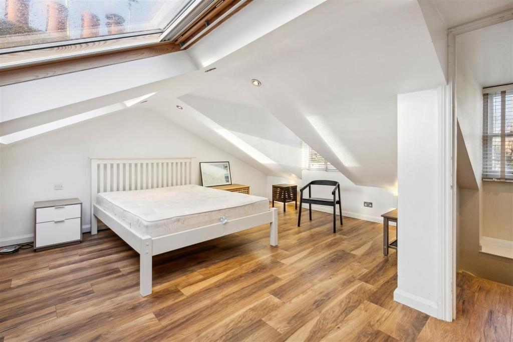 49D Gresham Road-12.jpg