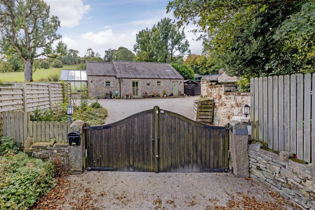 Front External-2.jpg