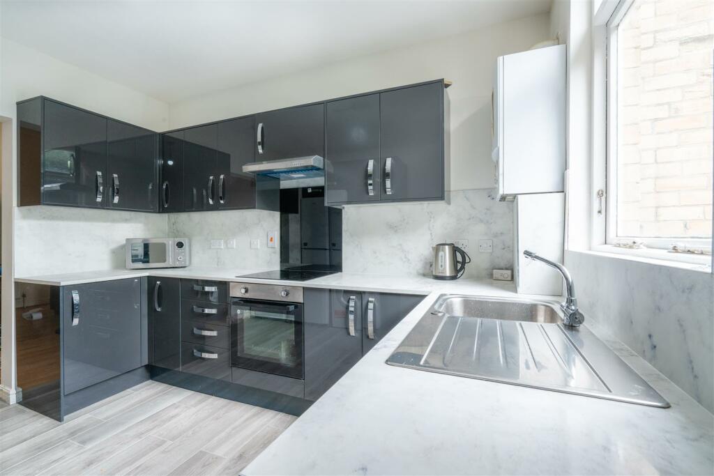 New Kitchen 1.jpg