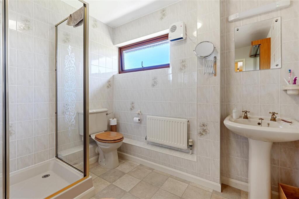 Trenwith Barton Shower Room