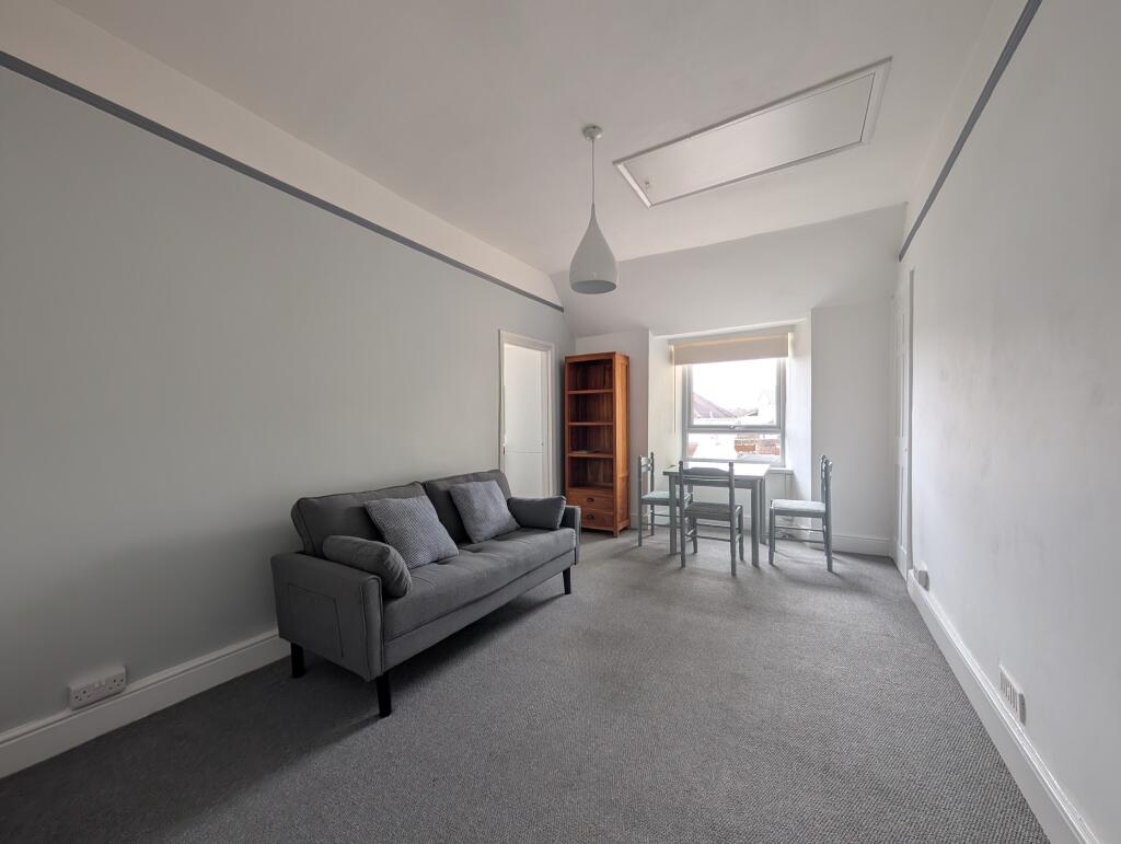 PXL_20250717_122822444