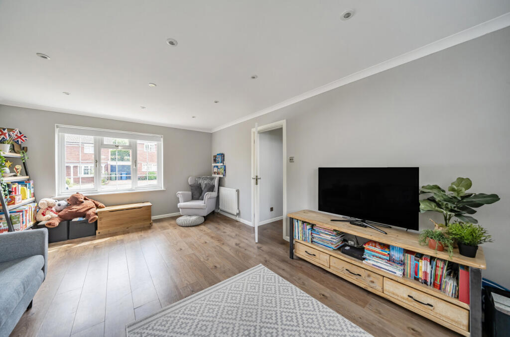 1315624-16-685af6...