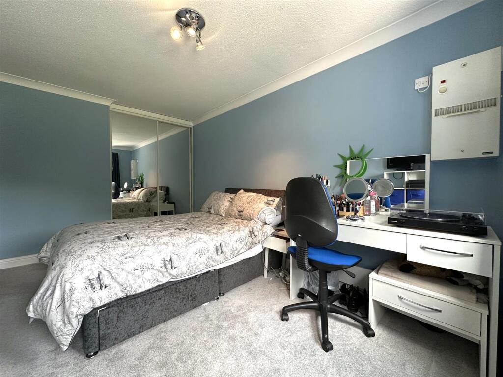 Second Bedroom With Fitted Wardrobes 122