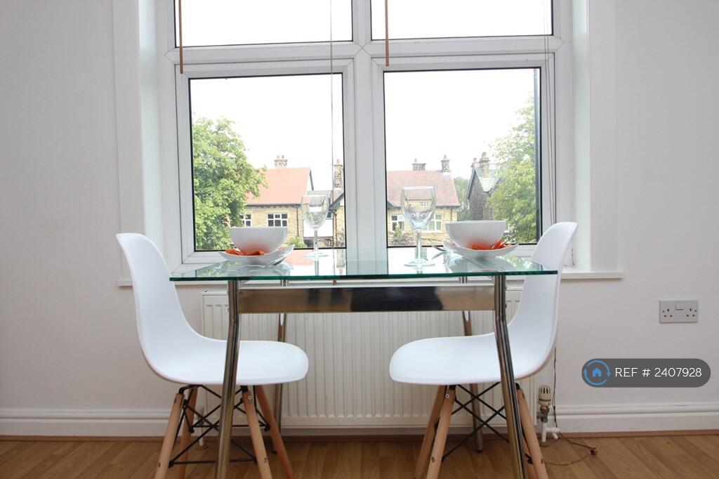 Funky Dining Table And Chairs