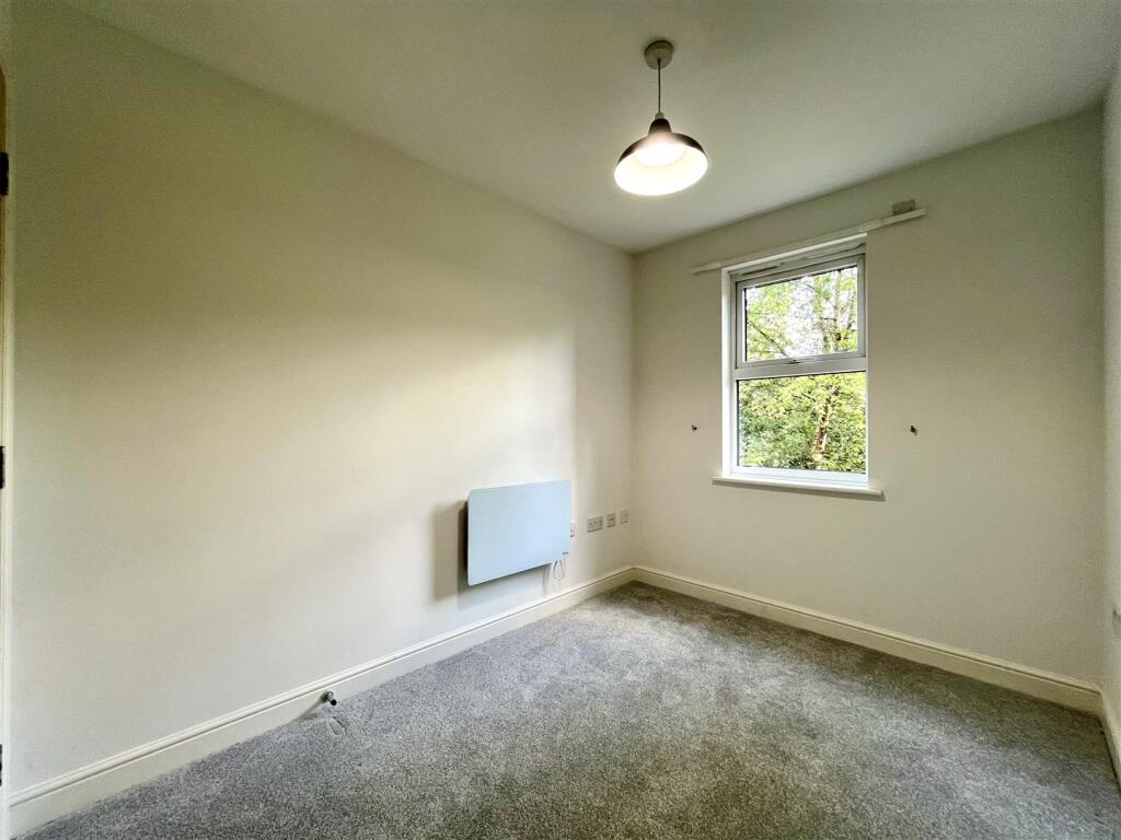 Bedroom 2 Aspect 2