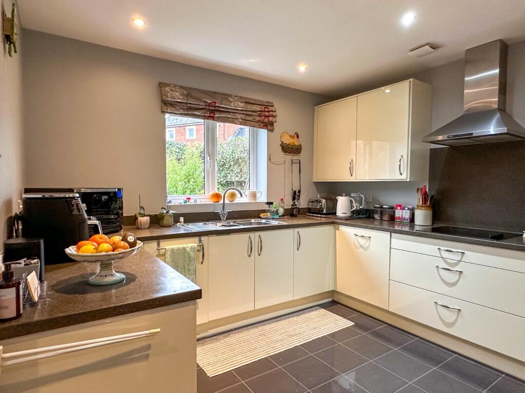 Kitchen/Breakfast