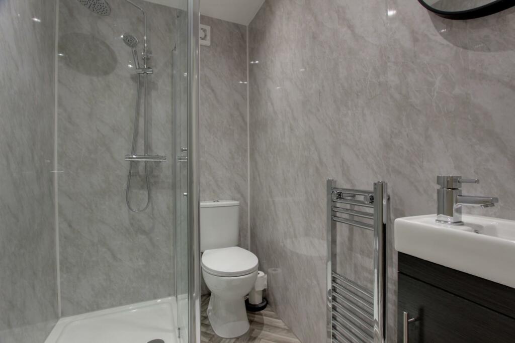 Flat 2 Shower Room