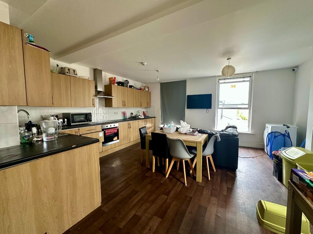 Communal Kitchen