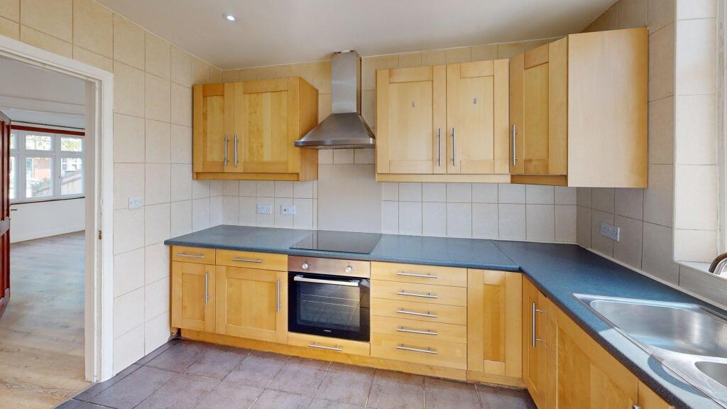 Abbotsbury-Gardens-Kitchen-1.jpg