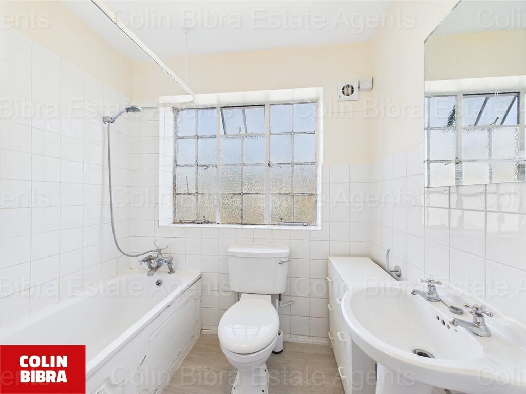 CAM04175G0-PR0037...