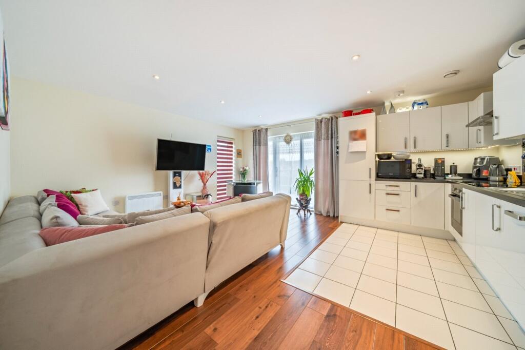Kitchen/Lounge