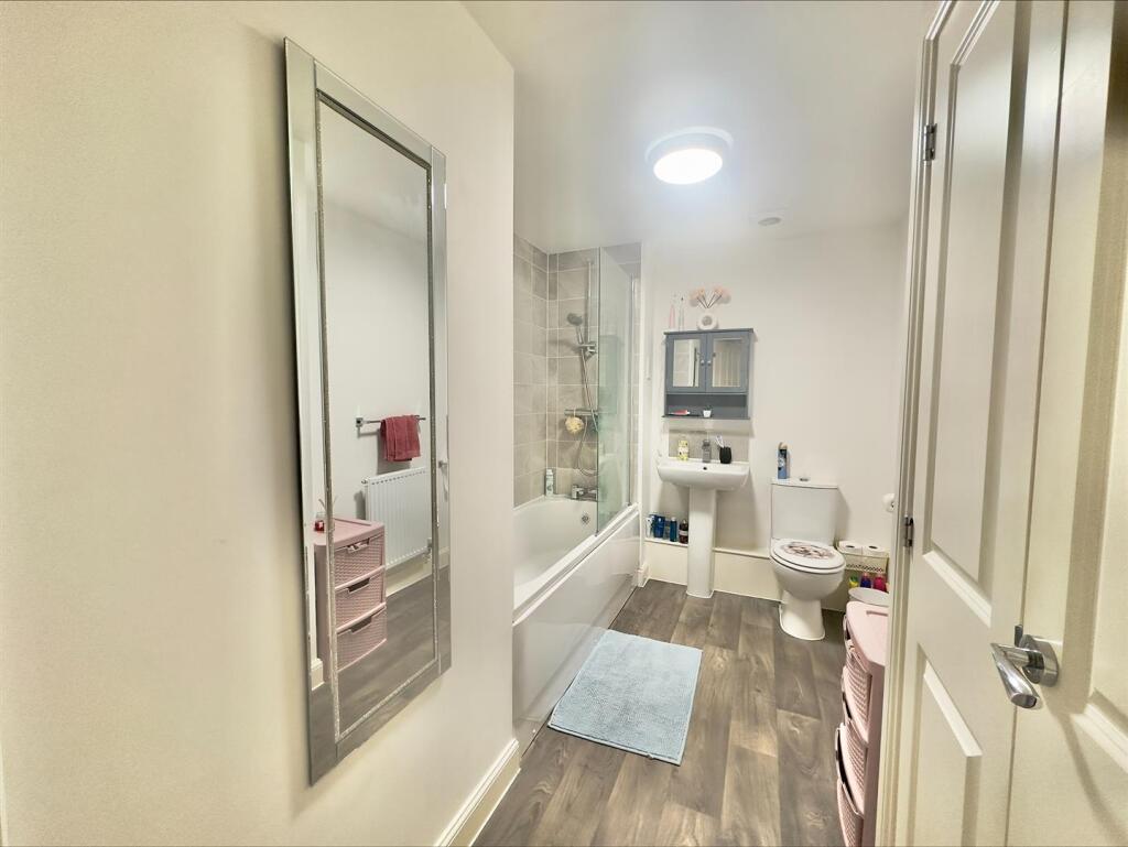 Bathroom/WC