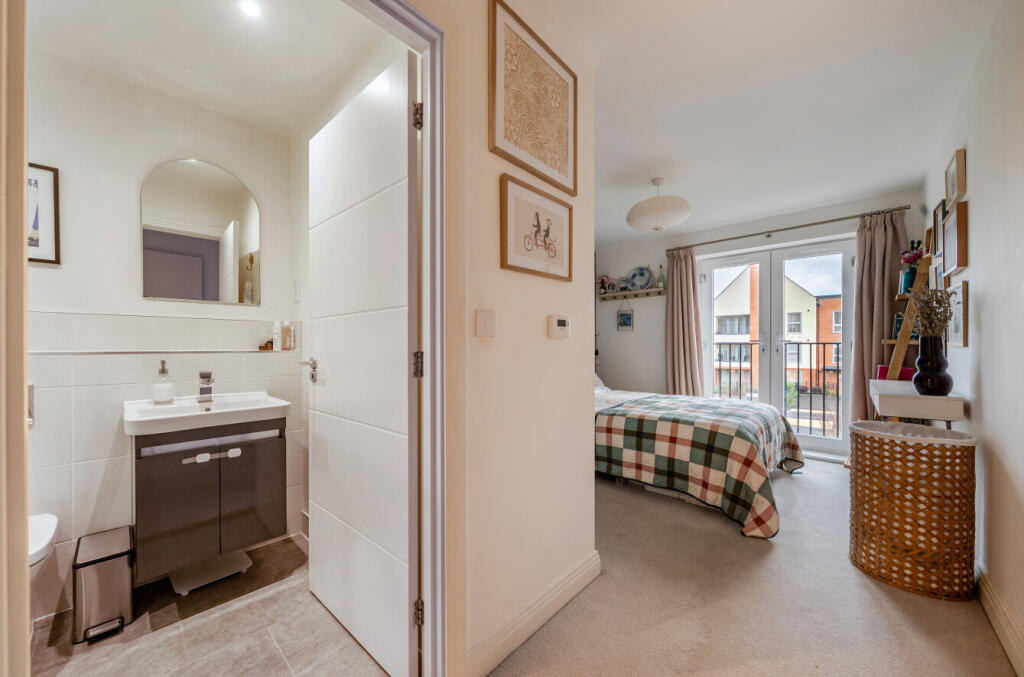 1389036-24-69495b...