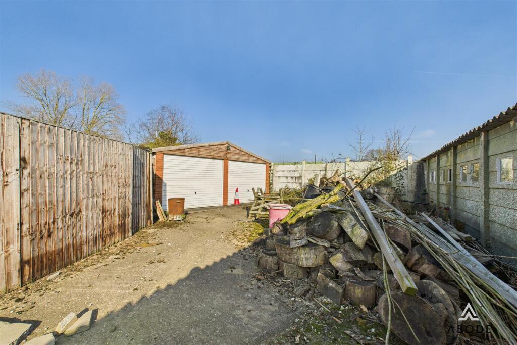 CAM03473G0-PR0291-STILL032.jpg
