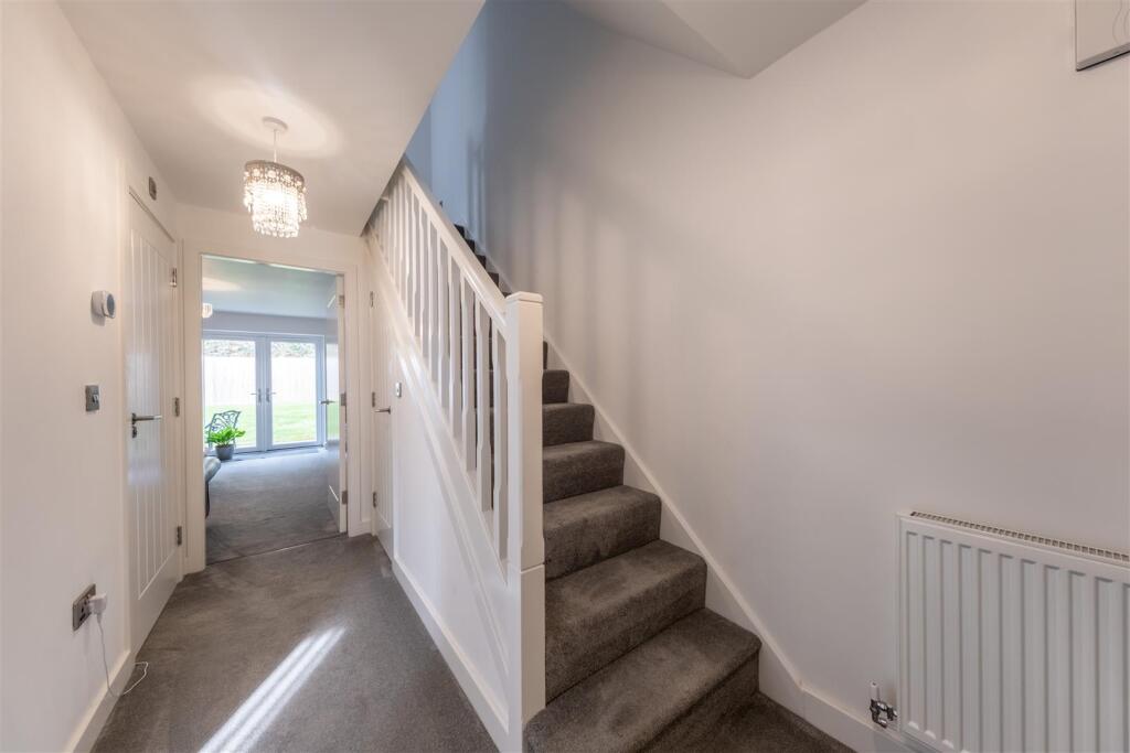 31 Mara Drive-011.jpg