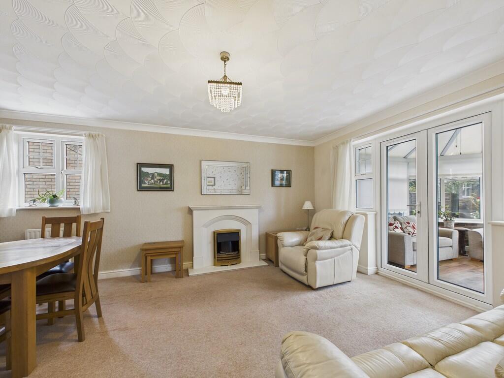 CAM04092G0-PR0082...