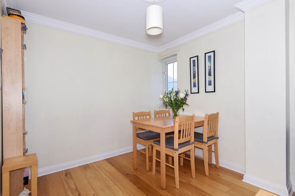 Dining Area House in
