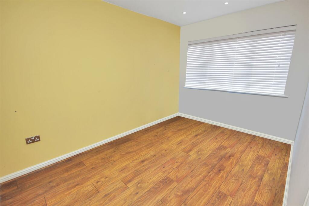Dining Room.JPG