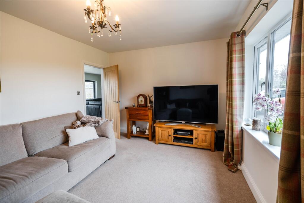 Living Room (2)