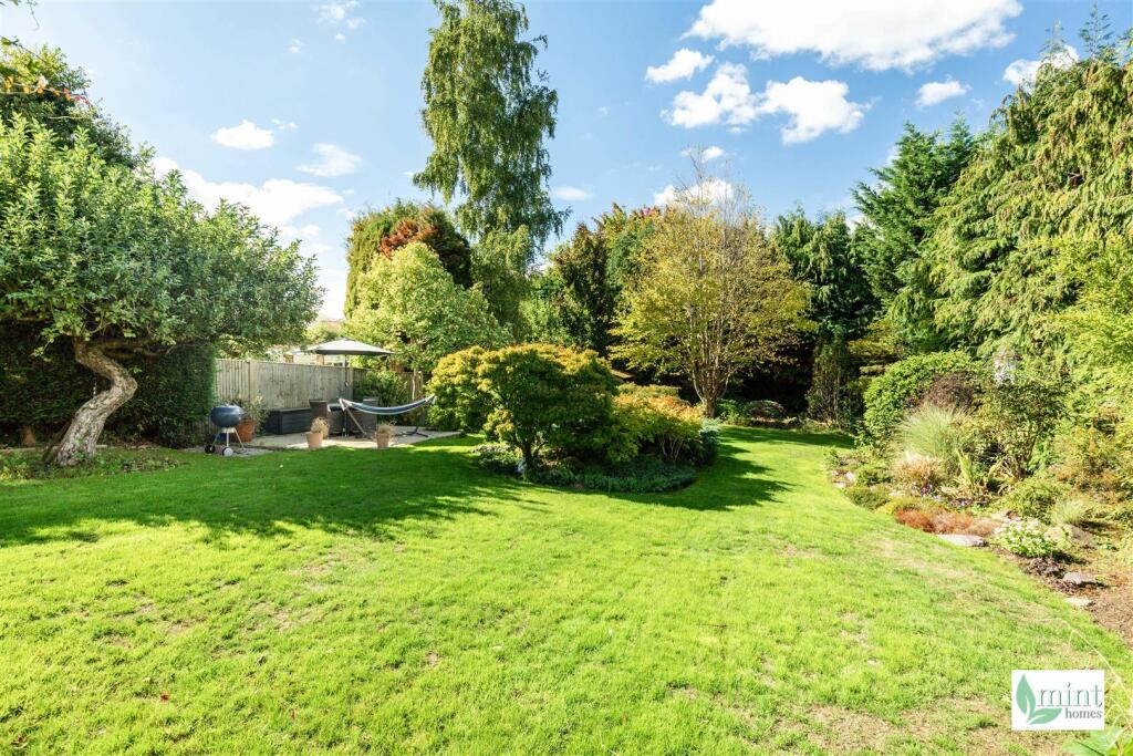 Watermark - 70 Bousley Rise-52.jpg