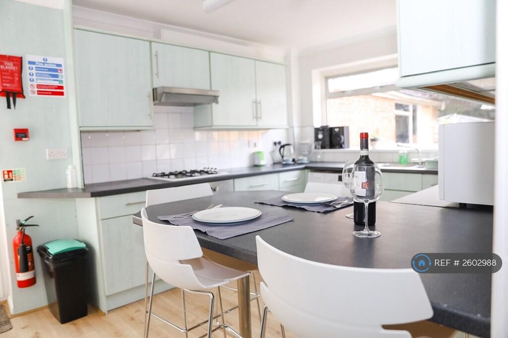 Communal Kitchen