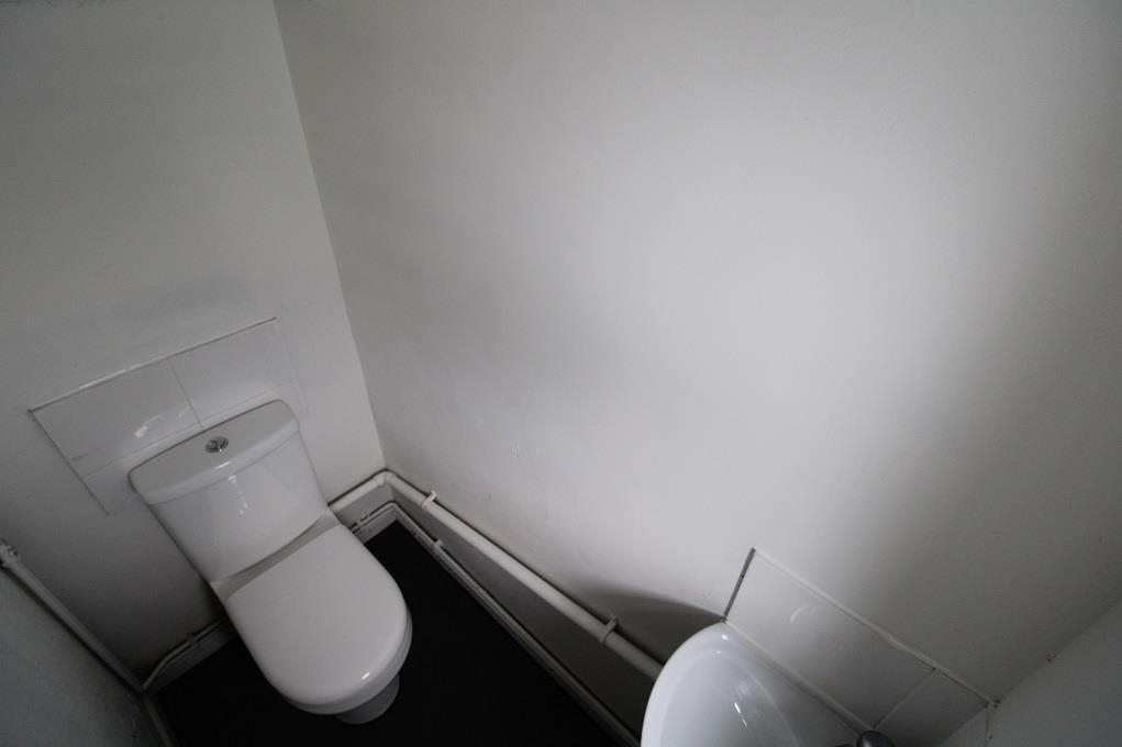 GROUND FLOOR WC.jpg