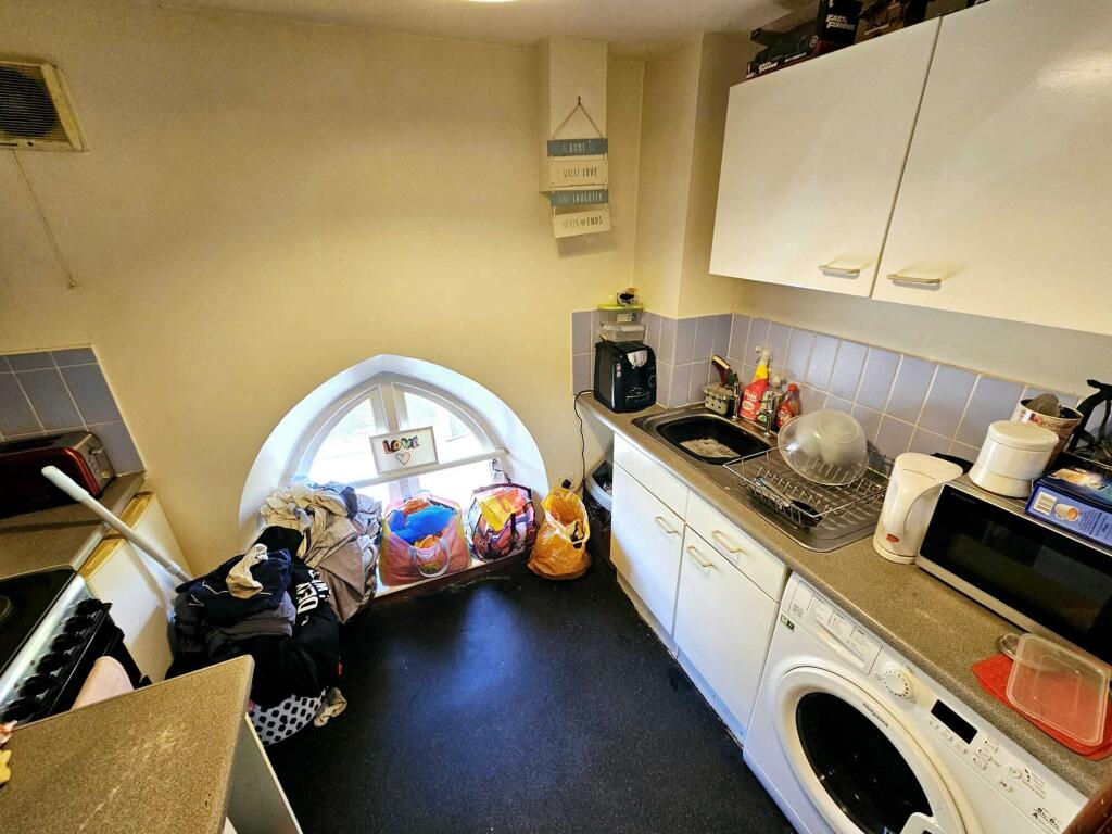 aee619fd-b613-4946-9898-373680a4ff77