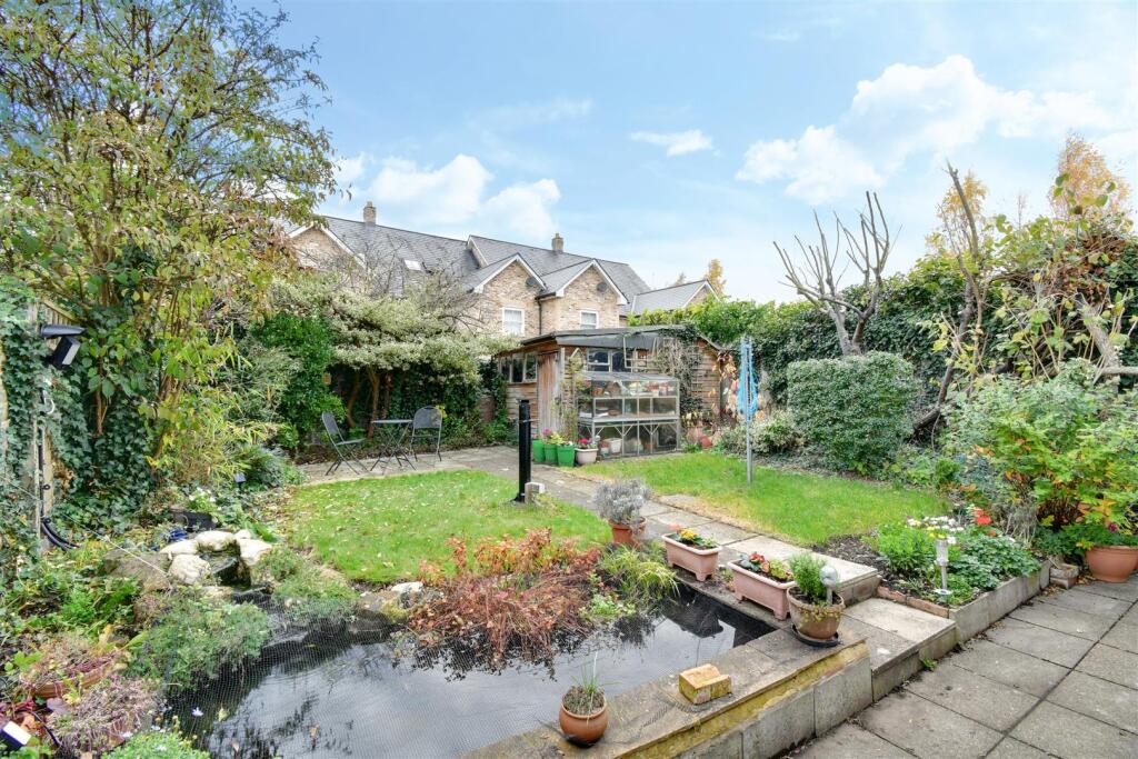 Garden 1.jpg
