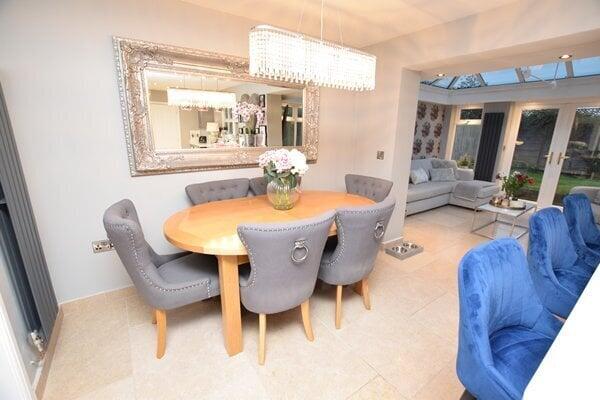 open plan kitchen/diner