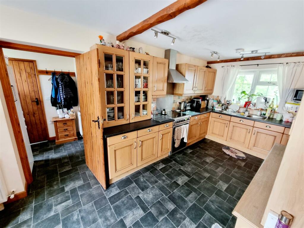 Kitchen.jpg