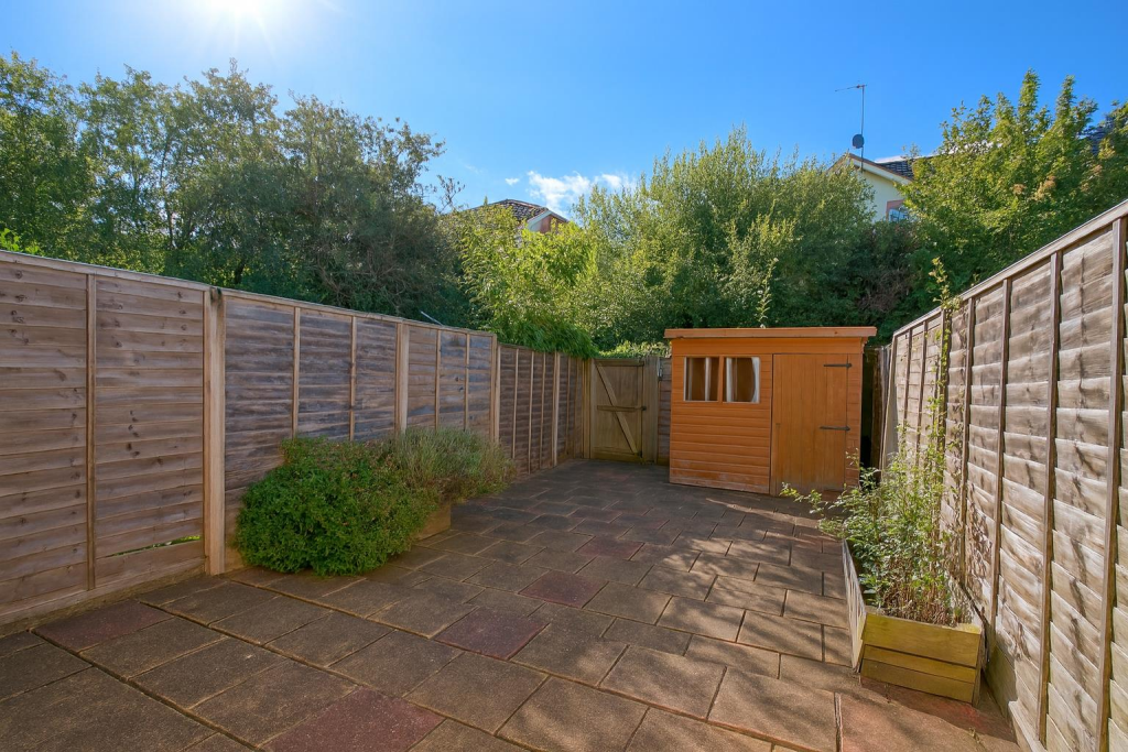 ChatGPT Image Sep 10, 2025, 10_52_45 AM.png