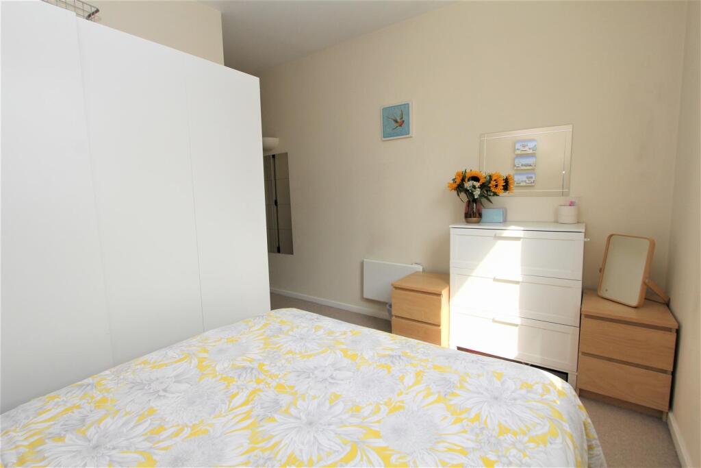 Bedroom 2.2.jpg