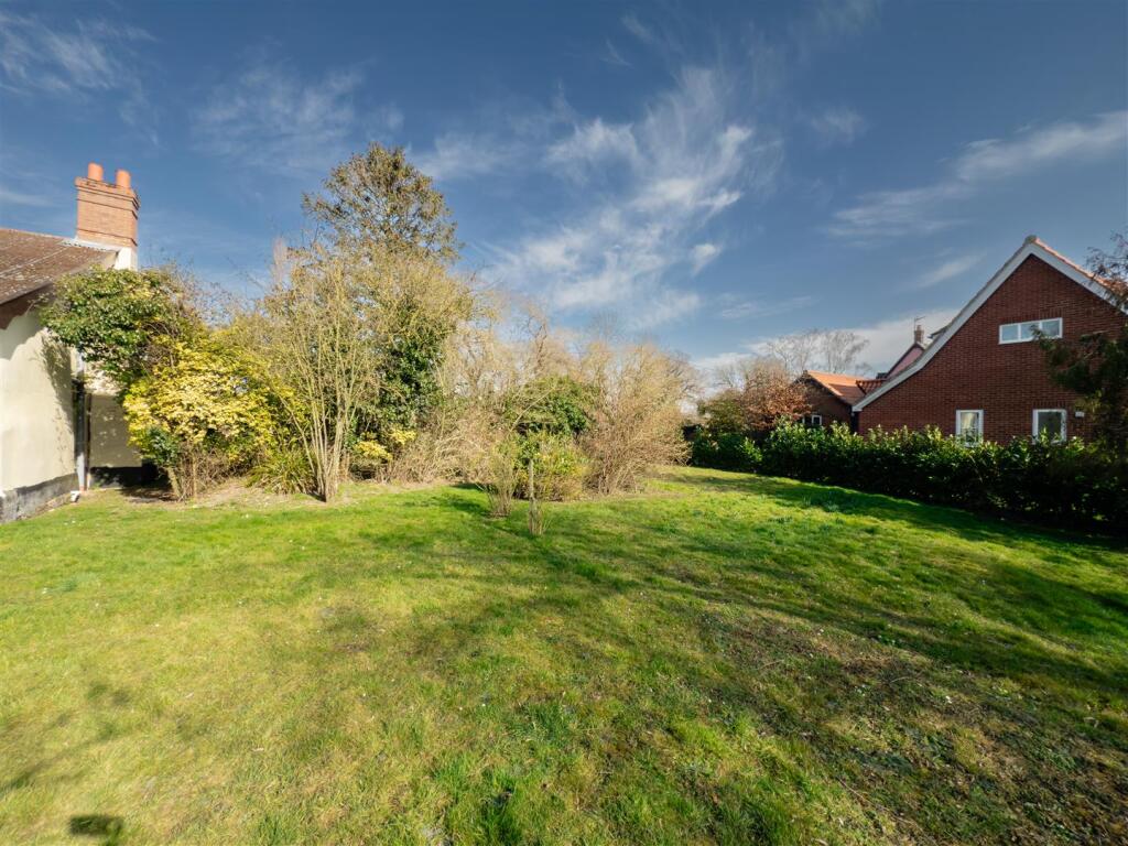 20250307110727 - IMG_4680 - 124 The Green, Wickham