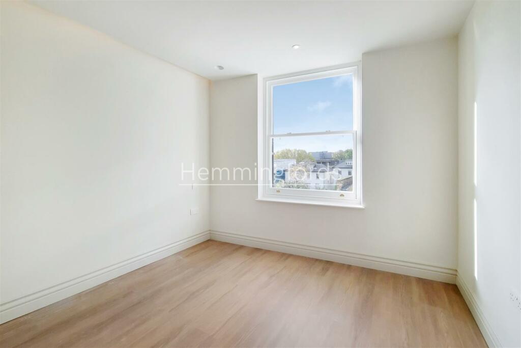 5_Bedroom-0.jpg